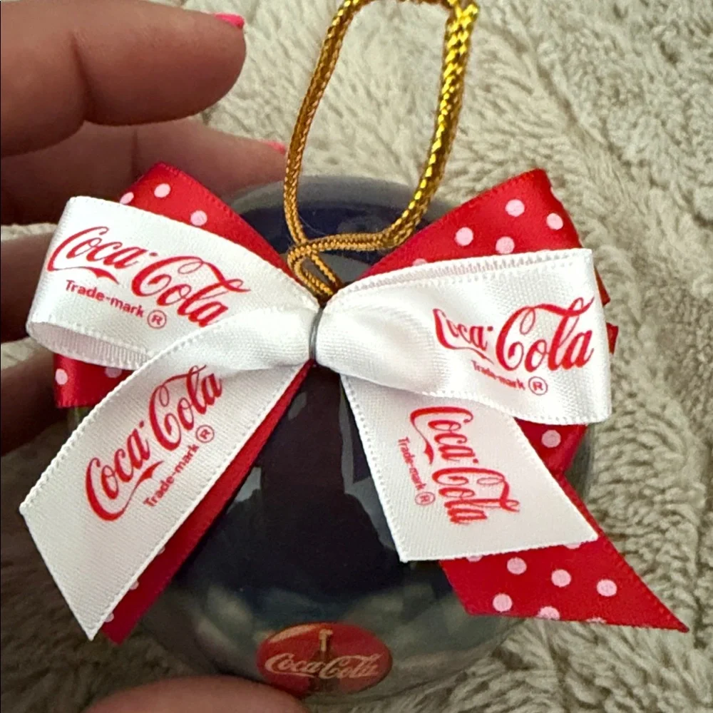 Collectible Vintage Christmas 1995 Coca-Cola Polar Bear NIB ornament